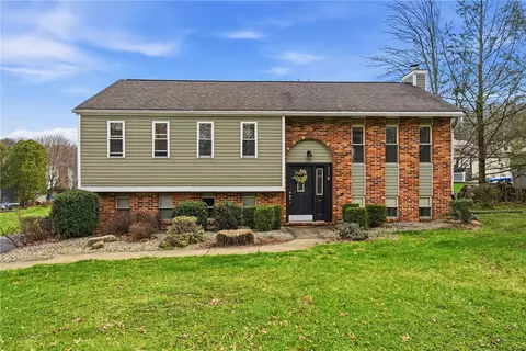 114 Rembrandt Dr, Butler, PA 16002