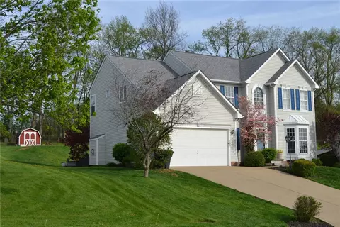 163 Valley View Dr, Belle Vernon, PA 15012