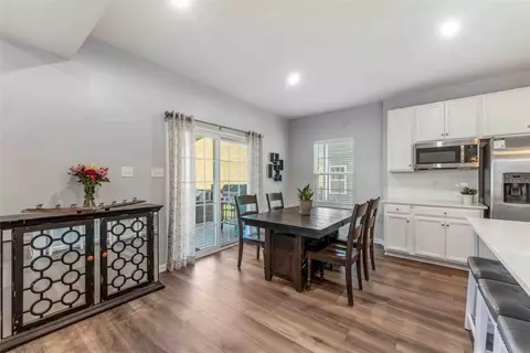 Entry Way - 416 Sarjean Way, Zelienople, PA 16063 photo 6 of 9