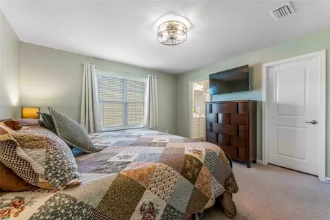 Bedroom - 416 Sarjean Way, Zelienople, PA 16063 photo 3 of 7