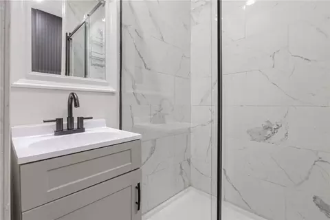 Bath - 2528 Beaver Ave, Monaca, PA 15061 photo 1 of 1