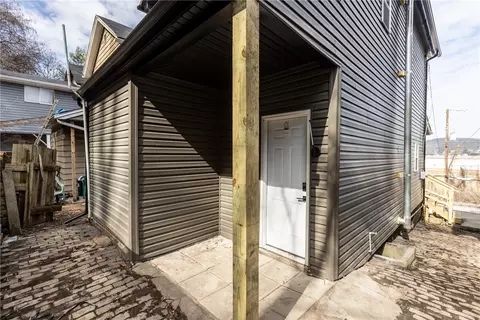 Exterior - 2528 Beaver Ave, Monaca, PA 15061 photo 7 of 7