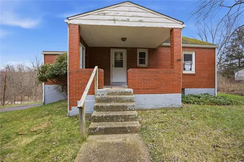 105 Pine St, Trafford, PA 15085