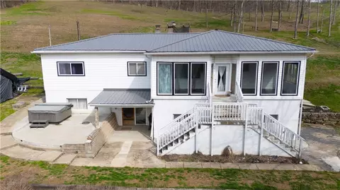 893 Dillie Rd, Prosperity, PA 15329