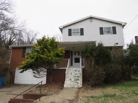 7967 Aber Rd, Verona, PA 15147