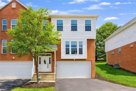 703 Lakeview Ct, Mars, PA 16046