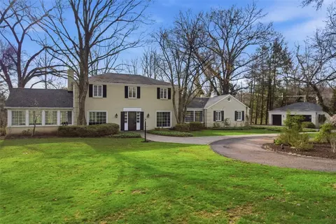 1001 Fox Chapel Rd, Pittsburgh, PA 15238