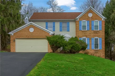1616 Forest Ridge Dr, Pittsburgh, PA 15237