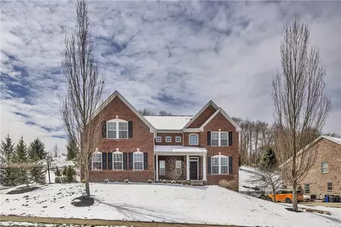 143 Sweetwater Dr, Sewickley, PA 15143