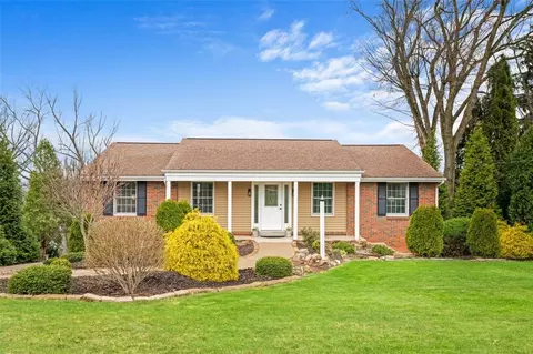 1587 Ashlawn Dr, Pittsburgh, PA 15241