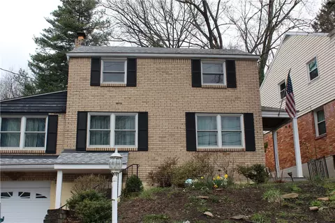 9 Glenview Ave, Greensburg, PA 15601