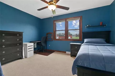Bedroom - 137 Pearce Rd, Mars, PA 16046 photo 2 of 5