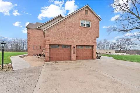 Exterior - 137 Pearce Rd, Mars, PA 16046 photo 3 of 9