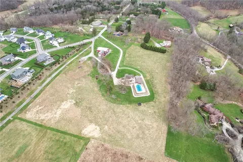 View/Area - 137 Pearce Rd, Mars, PA 16046 photo 3 of 6