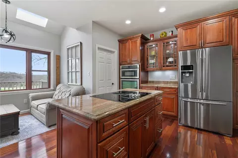 Kitchen - 137 Pearce Rd, Mars, PA 16046 photo 2 of 3