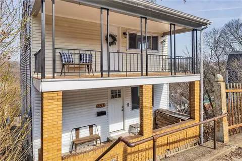857 Flemington St, Pittsburgh, PA 15217