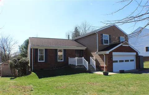9462 Peebles Rd, Allison Park, PA 15101