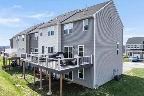 Exterior - 2013 Cade Dr, Monaca, PA 15061 photo 3 of 5