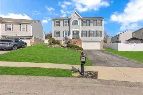 217 Birchwood Ln, Imperial, PA 15126