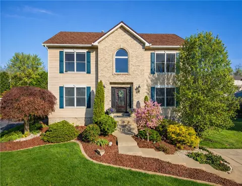 814 Cleardale Dr, Greensburg, PA 15601