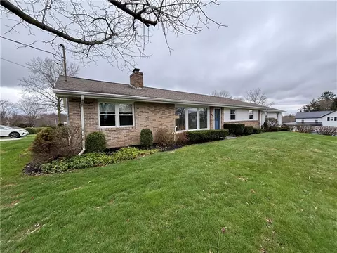 235 Main St, Connoquenessing, PA 16033