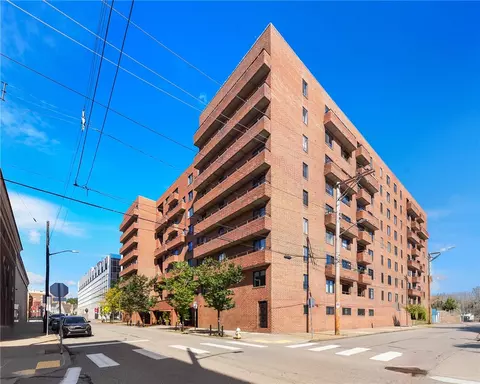 307 S Dithridge St #212, Pittsburgh, PA 15213