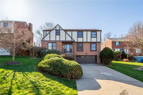 5513 Claytonia Dr, Bethel Park, PA 15102