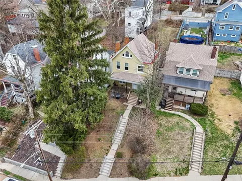 512-514 Carolyn Ave, Pittsburgh, PA 15202