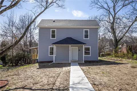 28 Farley St, Washington, PA 15301