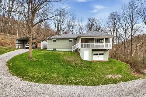 124 Middle Rd, Industry, PA 15052