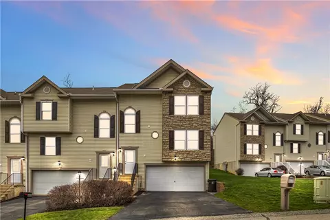 6442 Lindsey Ln, Export, PA 15632