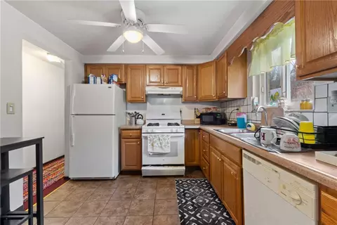 Kitchen - 124 Preston Dr, Braddock, PA 15104 photo 1 of 2