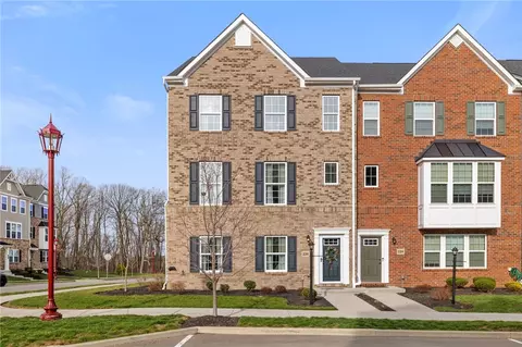226 Amon St, Cranberry Township, PA 16066