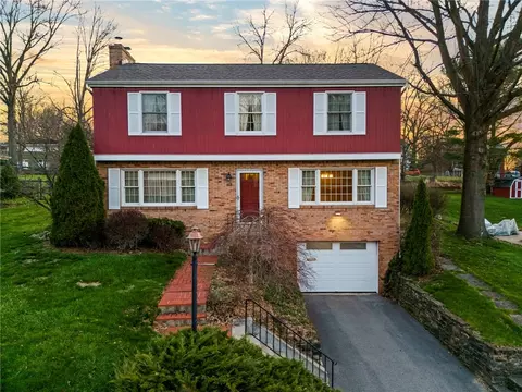 113 Wiltshire Dr, Pittsburgh, PA 15241