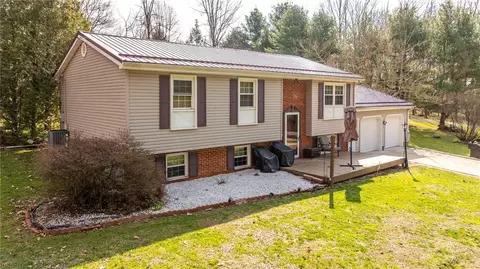 106 Willadell Rd, Transfer, PA 16154