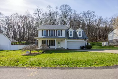 206 Hague Ln, Uniontown, PA 15401