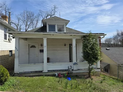 575 Isabella Ave, Charleroi, PA 15022