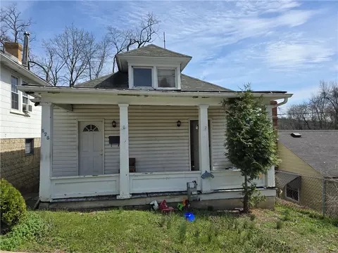 575 Isabella Ave, Charleroi, PA 15022