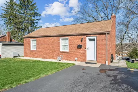 3106 S Park Rd, Bethel Park, PA 15102