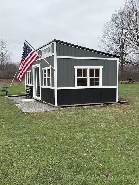 798 Deer Creek Rd, Cochranton, PA 16314
