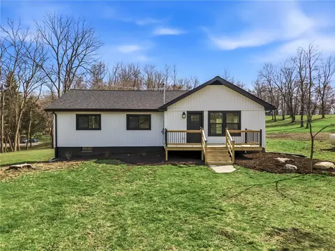 311 Oakdale Rd, Darlington, PA 16115