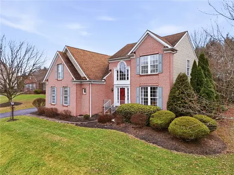 6855 Stephanie Ct, Delmont, PA 15626