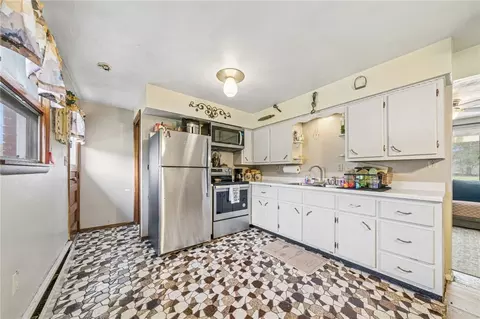 Kitchen - 235 Story Rd, Export, PA 15632 photo 1 of 4