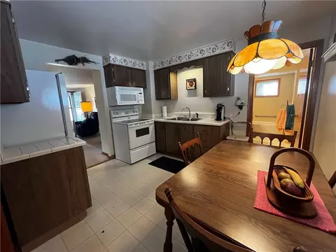 Kitchen - 406 Walnut St, Vandergrift, PA 15690 photo 2 of 4