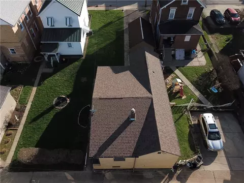 View/Area - 406 Walnut St, Vandergrift, PA 15690 photo 3 of 4