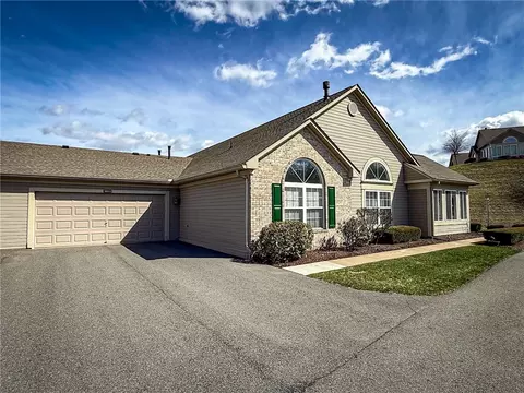 3053 Kensington Ct, Renfrew, PA 16053