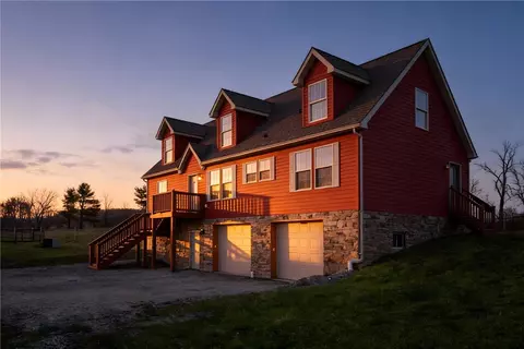 3736 Water Level Rd, Rockwood, PA 15557