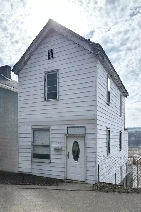 330 Iowa Ave, Glassport, PA 15045