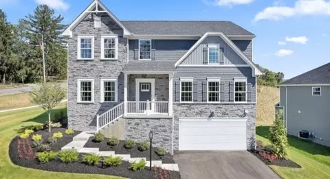 449 Hawthorn Hill Dr, Canonsburg, PA 15317