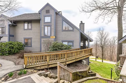 4602 Swiss Mountain Dr, Champion, PA 15622